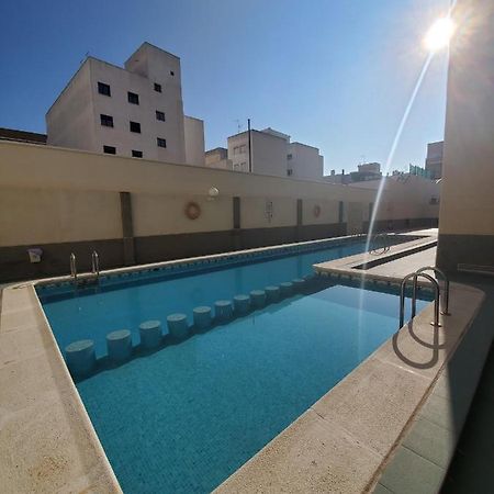 Appartement Proche Plage Avec Piscine En Centre Ville Torrevieja Luaran gambar